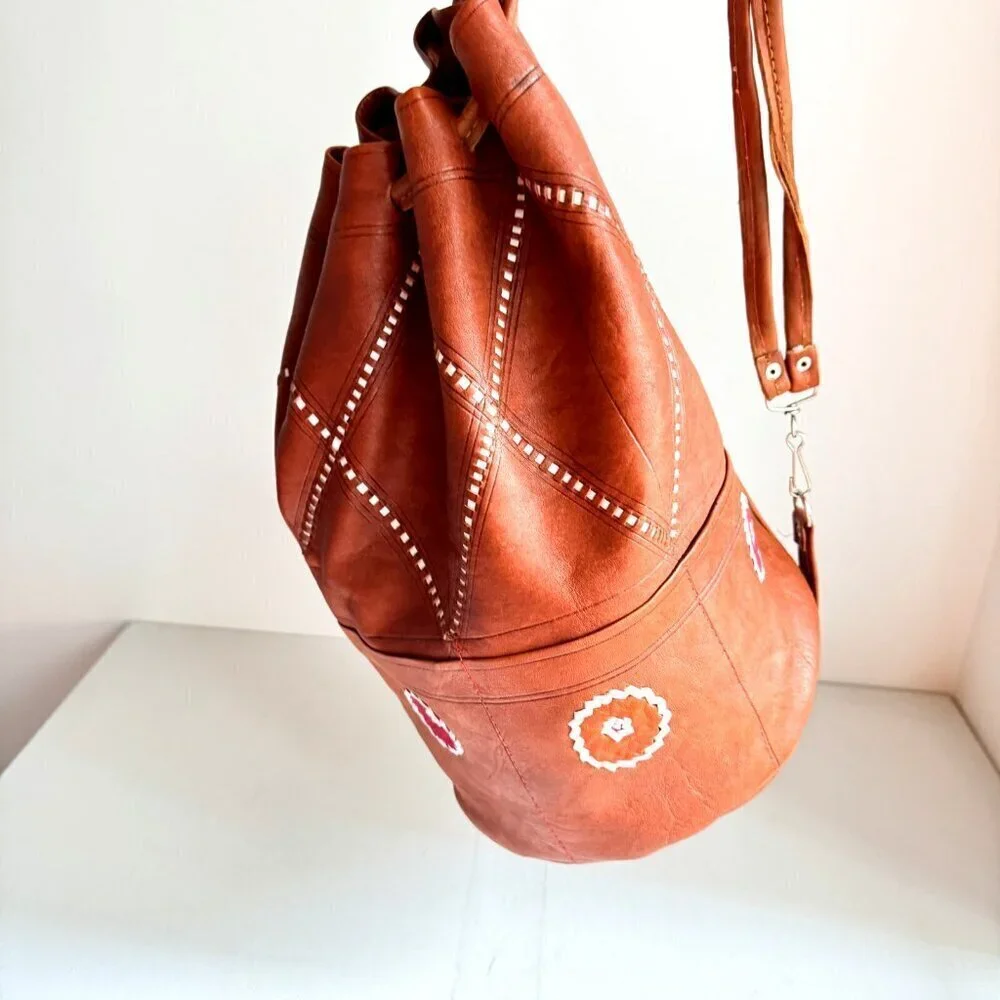 Vintage Ethic Handmade Leather Drawstring backpack